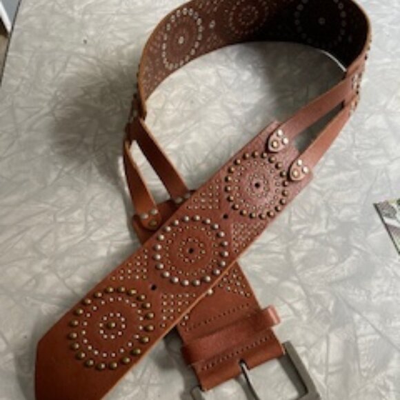 VINTAGE Sandwich Genuine Leather Studded Western Belt - Picture 2 of 5